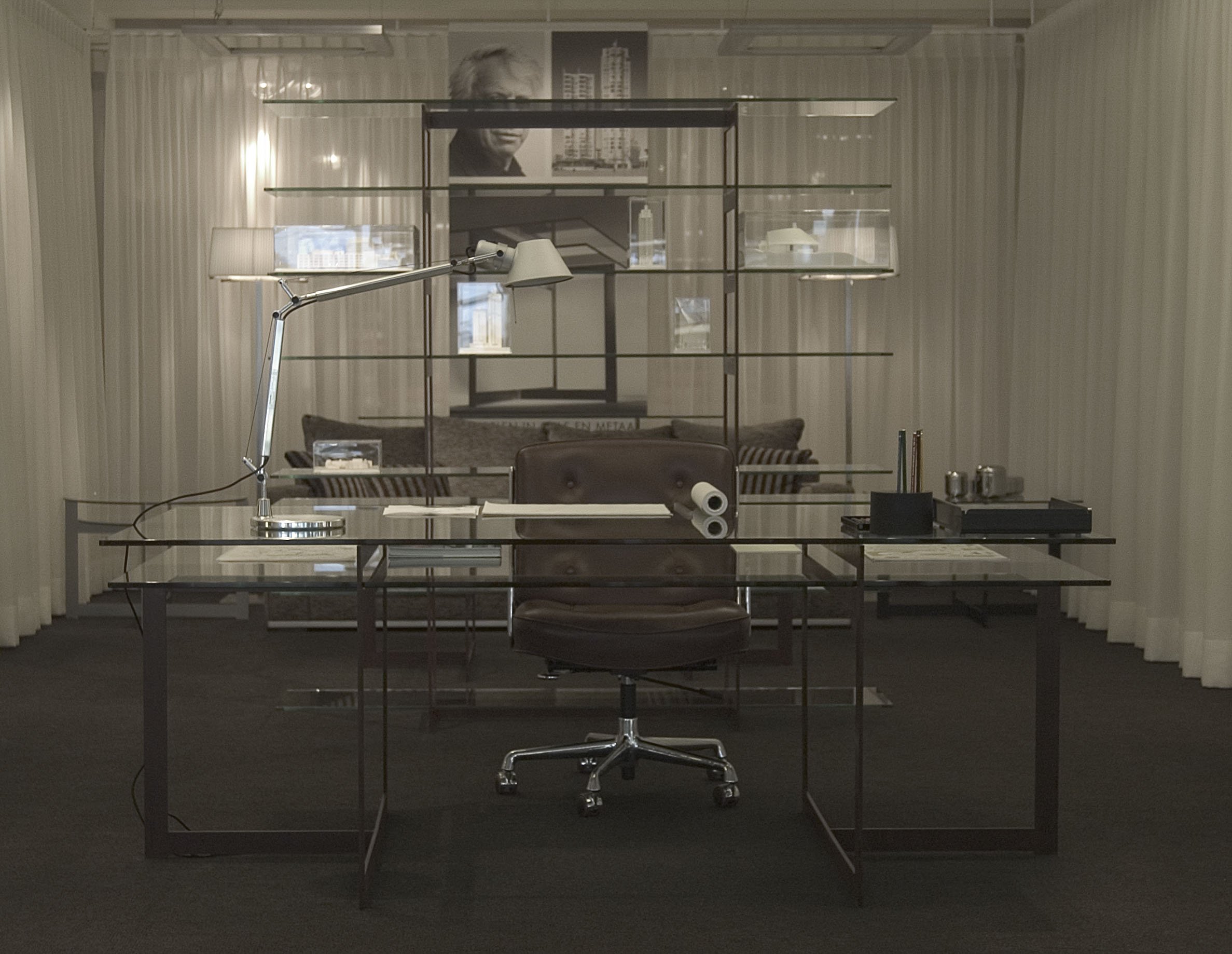 Furniture in glass and steel – Dam & Partners